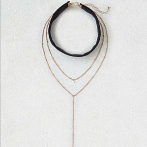 American Eagle Black layered choker